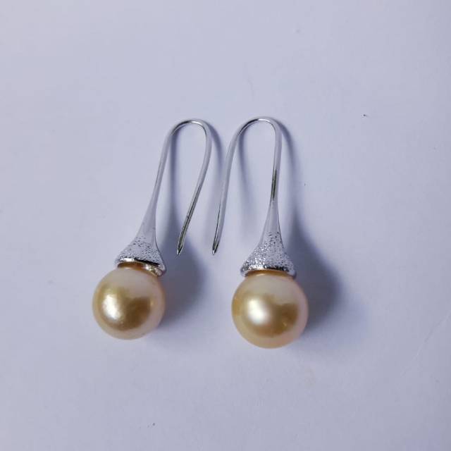 ANTING MUTIARA LOMBOK ASLI AIR LAUT GOLD GRADE A / PERHIASAN MUTIARA ASLI LOMBOK AMLP02