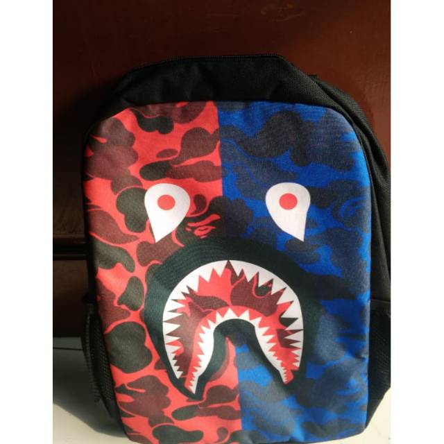 tas bape shark