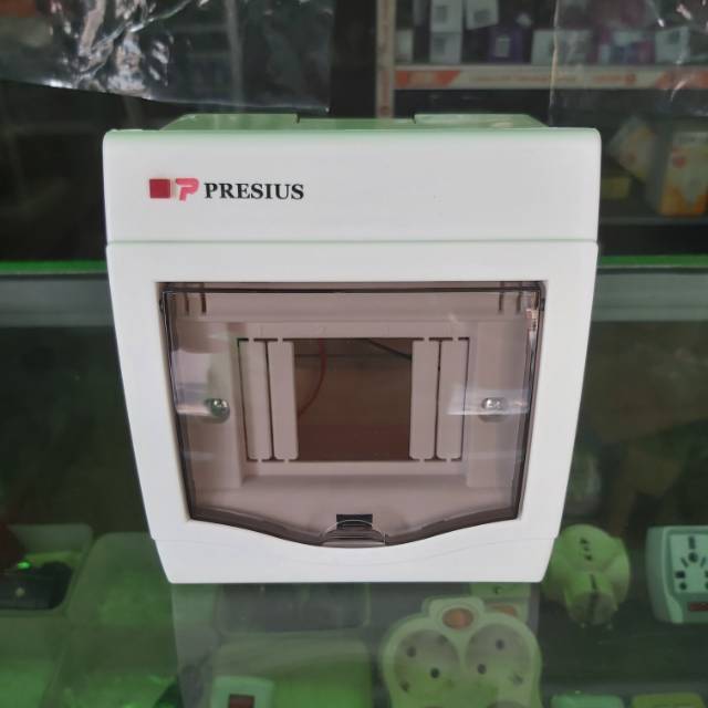 Box MCB 4 group merk Presius.