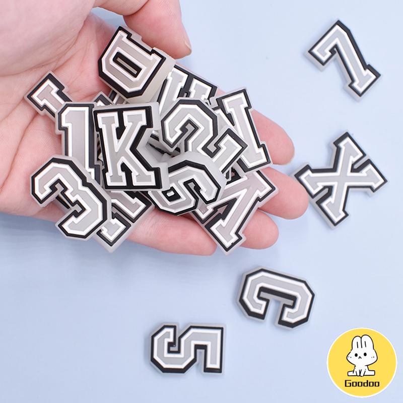 (COD)20 Types Pin Korea Sandal Jibbitz Bercahaya Stiker Bentuk Angka Huruf Gesper Sepatu Wanita PVC Untuk Dekorasi Taman Cocok Untuk Anak Aksesoris -Doo