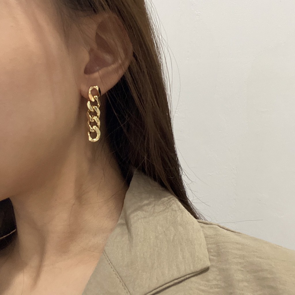 Beatrice Chain Earrings / Aksesoris Anting Wanita Anting Korea Murah / Fashion Earrings / Anting Rantai / Chain Earrings / Anting Bunga / Anting Mutiara