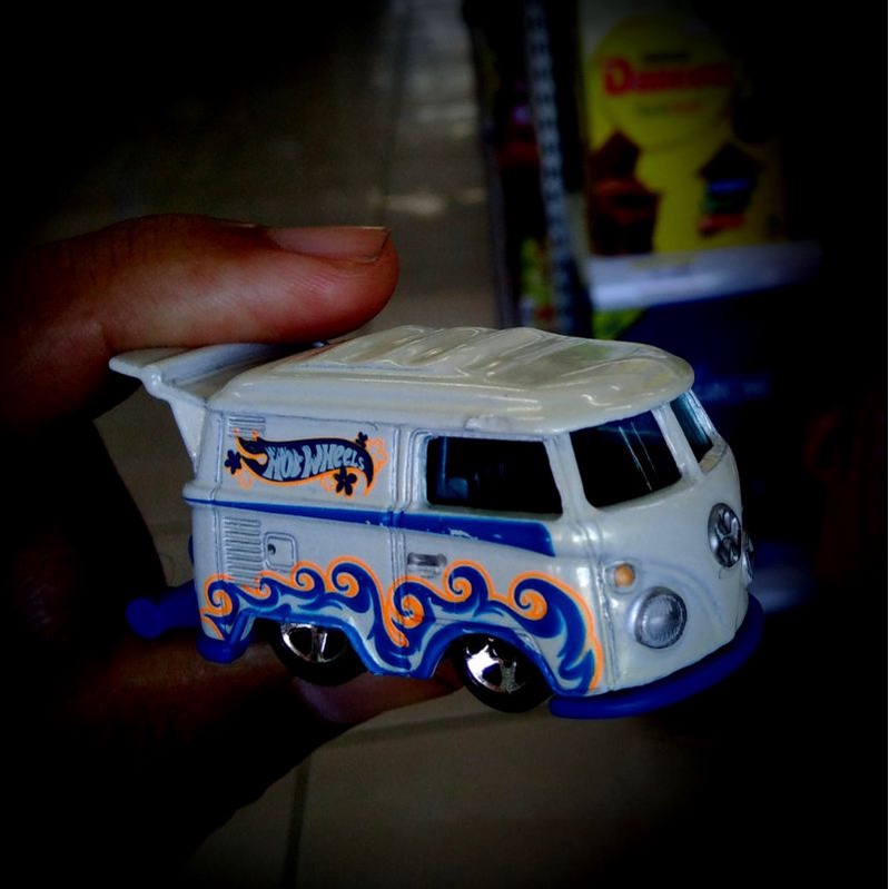 RARE Kool Kombi White Pearl Metalic First Edition 1st Mattel Hw Hot Wheels Hotwheels Souvenir Hadiah