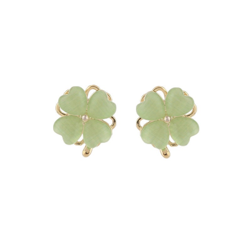 Anting Bentuk Clover Warna Hijau Dapat Diputar