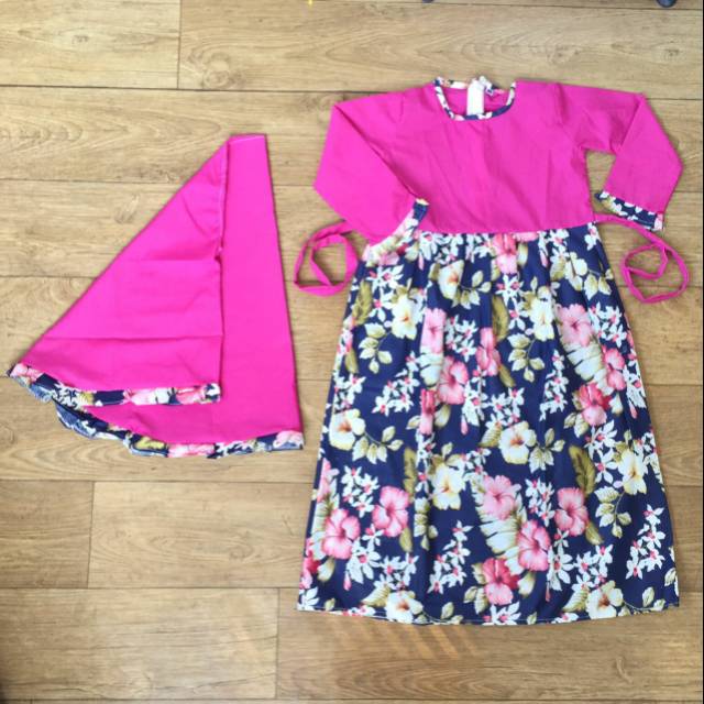 Gamis anak motif bunga