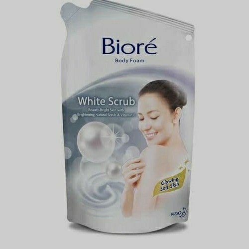 BIORE WHITENING SCRUB 220ML REFF