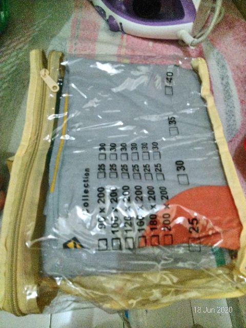 Sprei/seprei/sprey/seprey Katun Jepang Merah