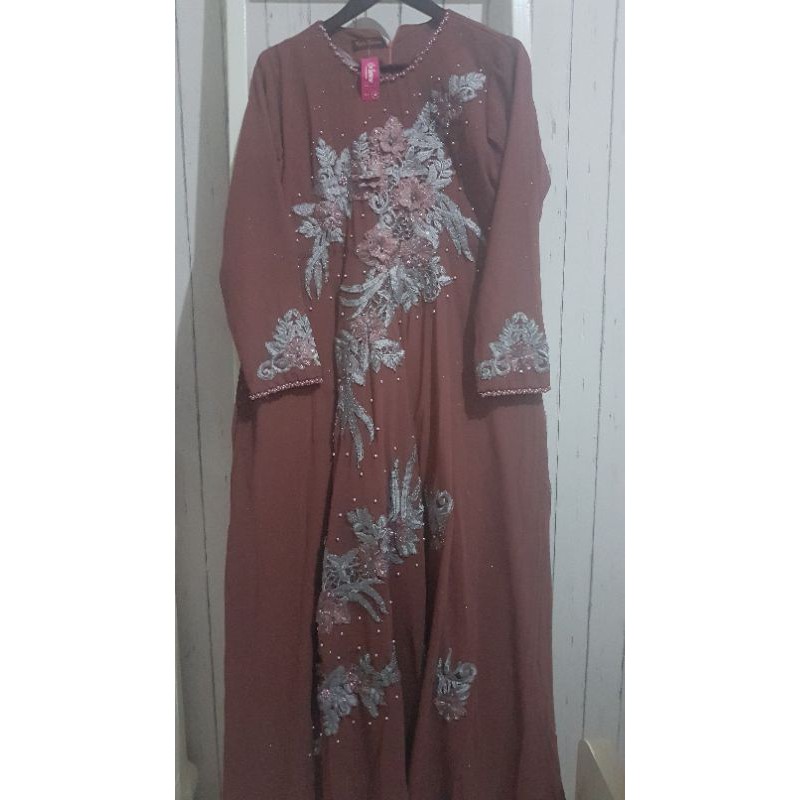 Gamis Rara busana putih