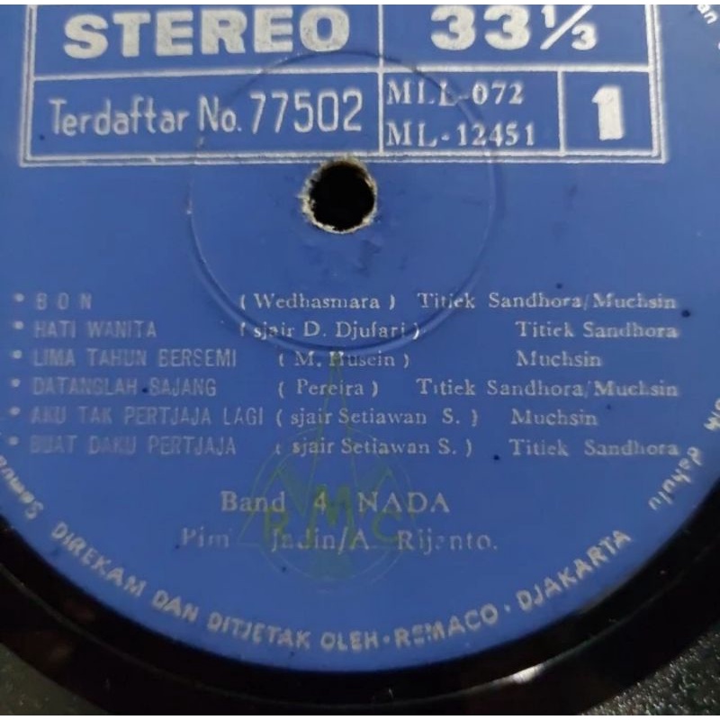 Vinyl PH 12" Titiek Sandhora Muchsin Band 4 Nada Lagu lagu Legenda