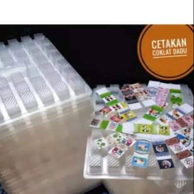 Cetakan coklat dadu
