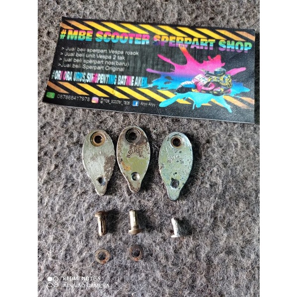 Tutup kuncian stang vespa sprint super NEIMAN original copotan