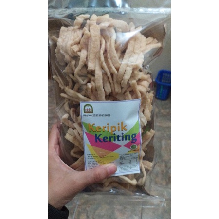 

KERIPIK KERITING STIK CUMI