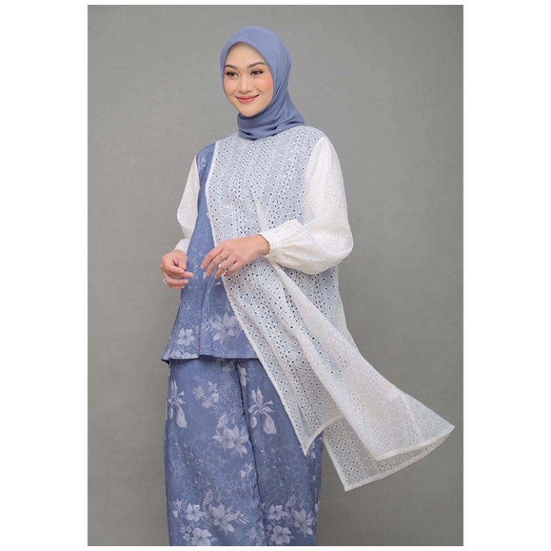 floral revelry series blouse nada puspita