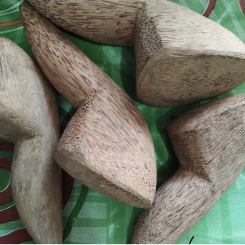 ulekan kayu kelapa