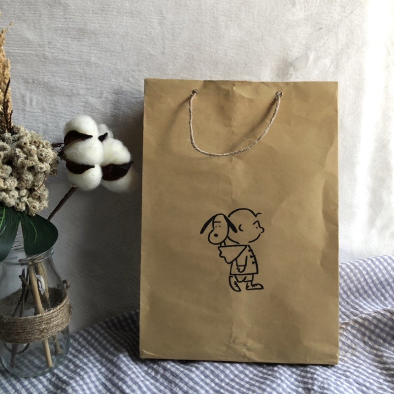 

Packaging Paper Bag Snoopy dan List value
