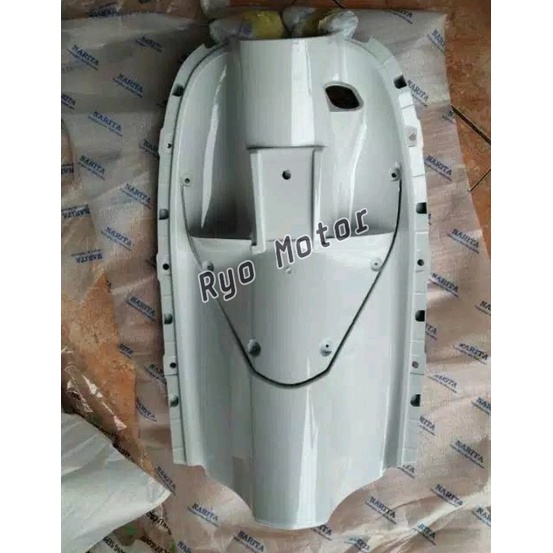 Legsil Dasbor Kontak Tengah Scoopy Karbu Putih - Hitam