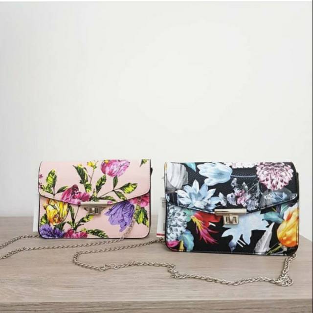 TAS SELEMPANG - TAS WANITA - TAS SELEMPANG WANITA - MANGO SLING IN FLORAL