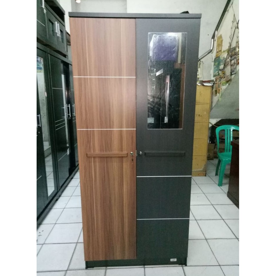 lemari pakaian kayu 2 Pintu dengan kaca minimalis