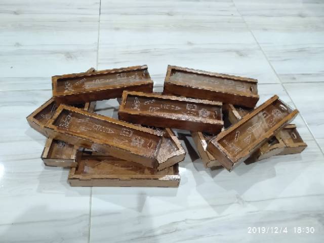 Kotak Pensil Kayu / Tempat Pensil Kayu / Wooden Box / Kotak Kayu