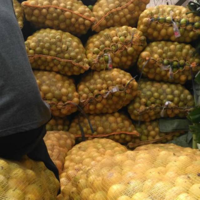 

Lemon lokal