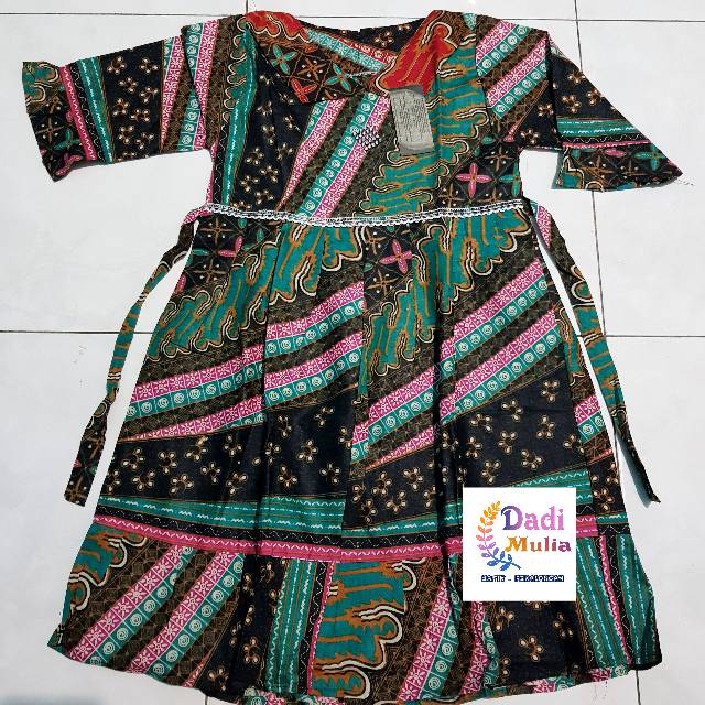 Gamis anak usia 5 tahun / baju gamis  anak /gamis anak / baju muslim anak perempuan /gamis / perca