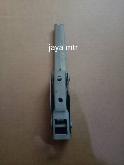 Kunci bak/ handle bak isuzu panther pickup harga satuan