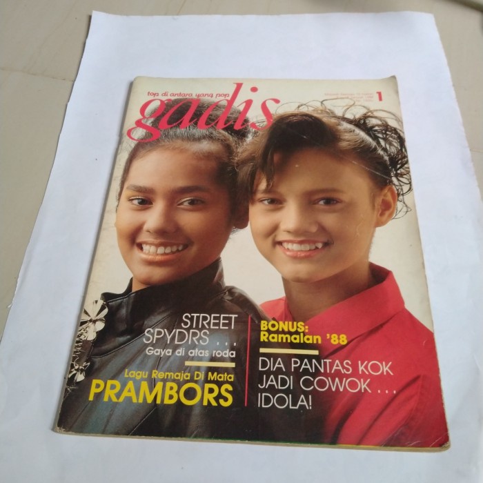 Majalah Gadis No. 1 Tahun 1988