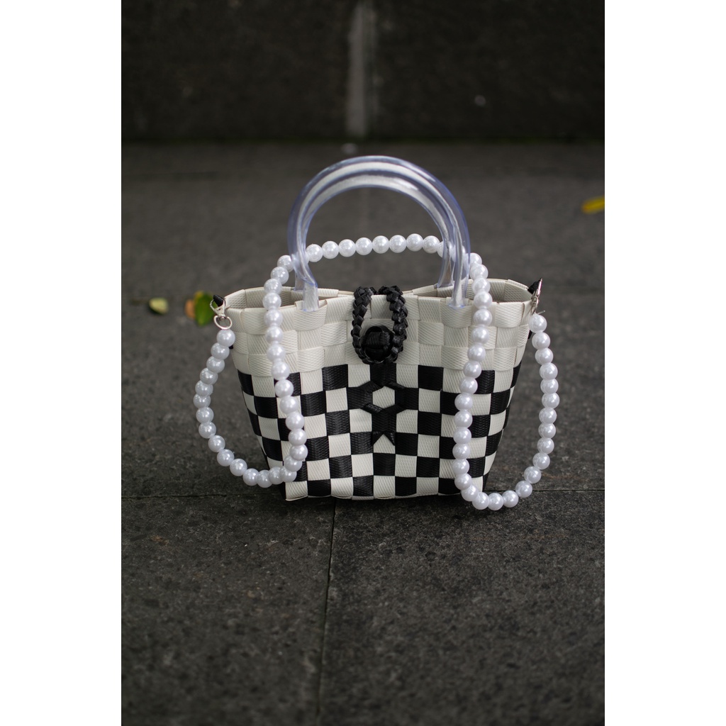 TAS ANYAMAN PREMIUM SURAKARTA