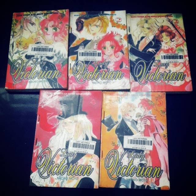 Komik cabutan lady victorian per set