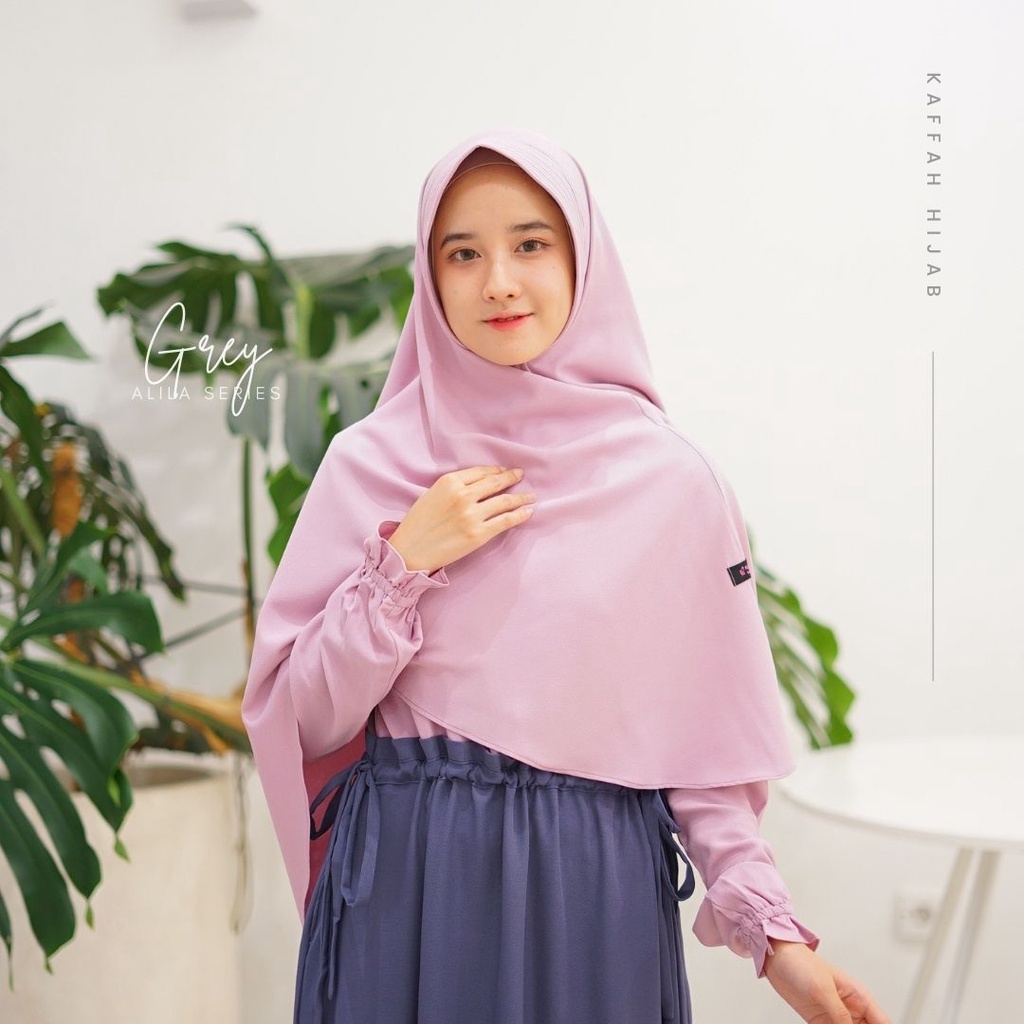 Kaffah Hijab | Set Gamis Jilbab Syari | Alila Grey