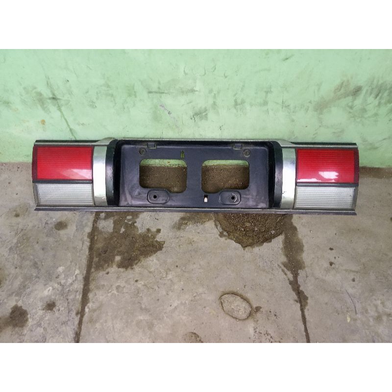 REFLEKTOR BAGASI STOPLAMP TWINCAM AE92 ORIGINAL