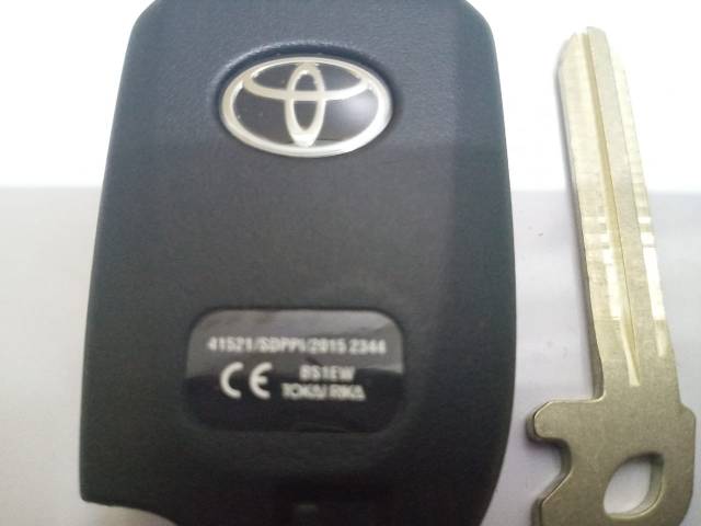 Kunci remot smart key toyota new yaris Original