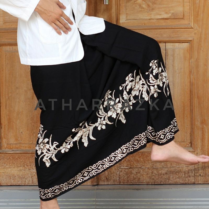 Sarung Batik Polosan Hitam Putih Pekalongan