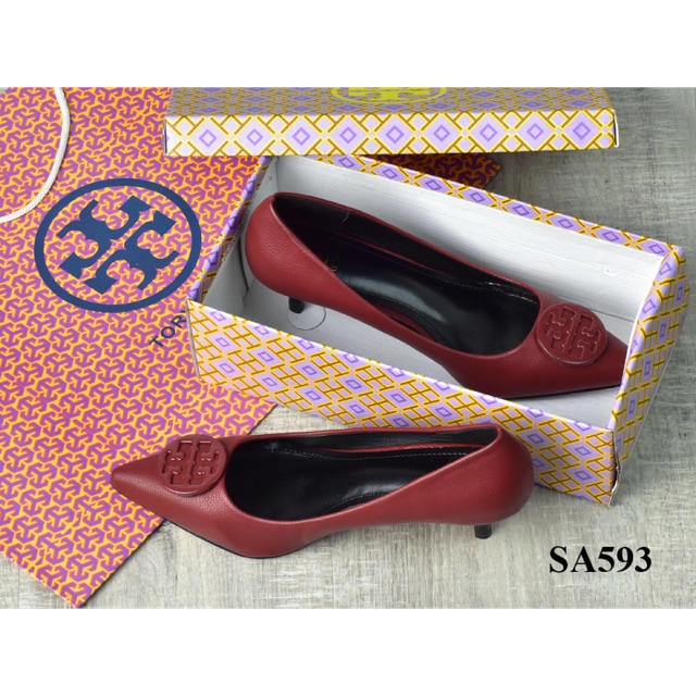 Sepatu Tory Burch Pump Signature Medallion
