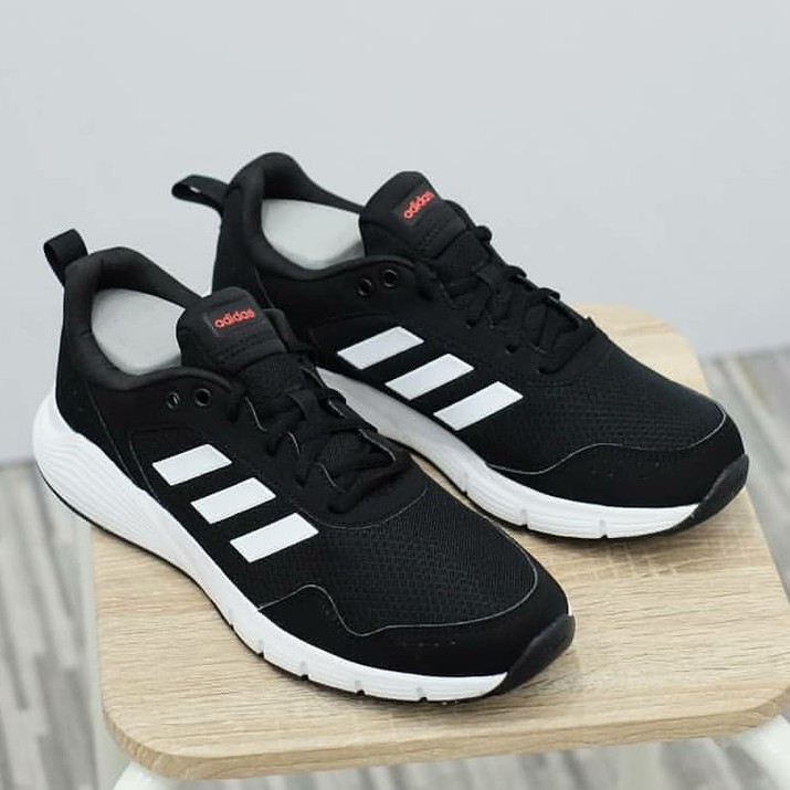 Sepatu Adidas Running Fluidcloud Black White Original