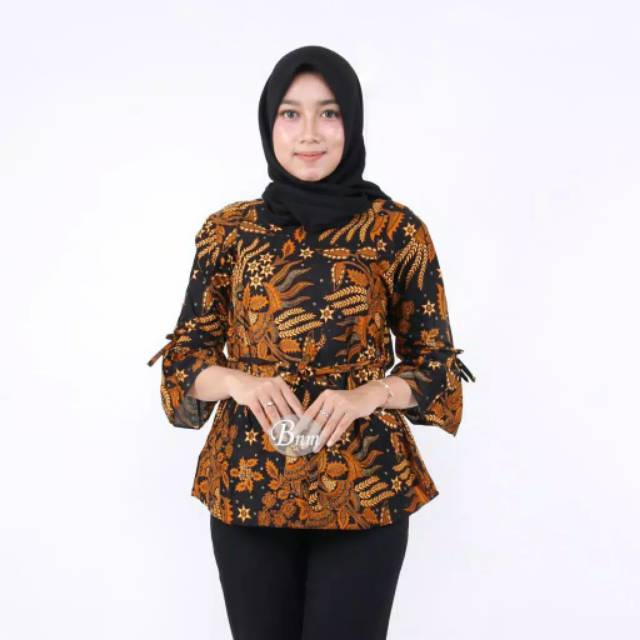 Blus Lonceng dan Blus Lengan Panjang Random Cuci Gudang