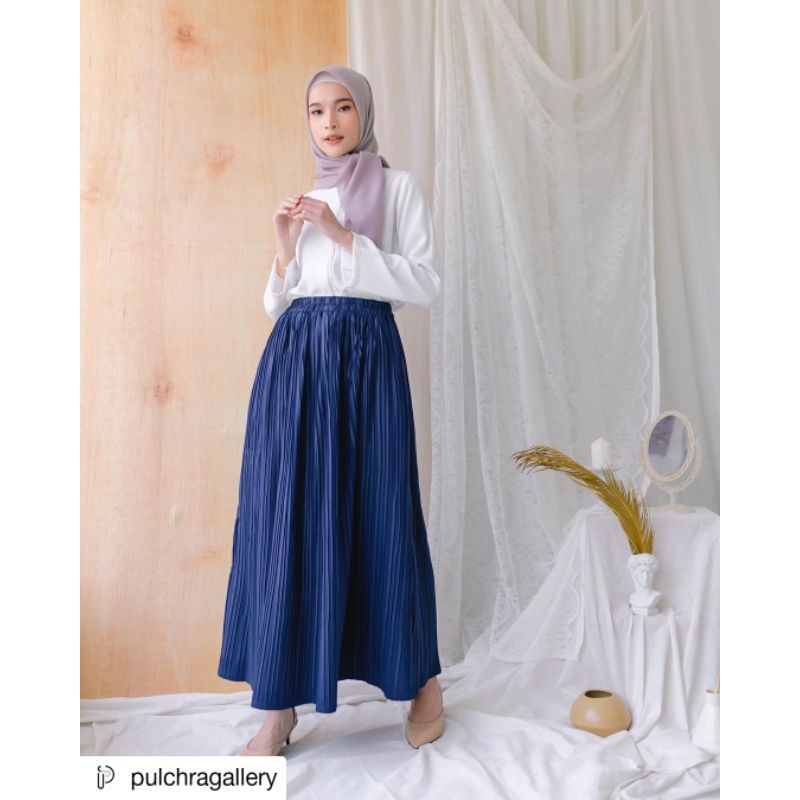 Peaty Pleats Skirt Pulchra Gallery - Blue Night