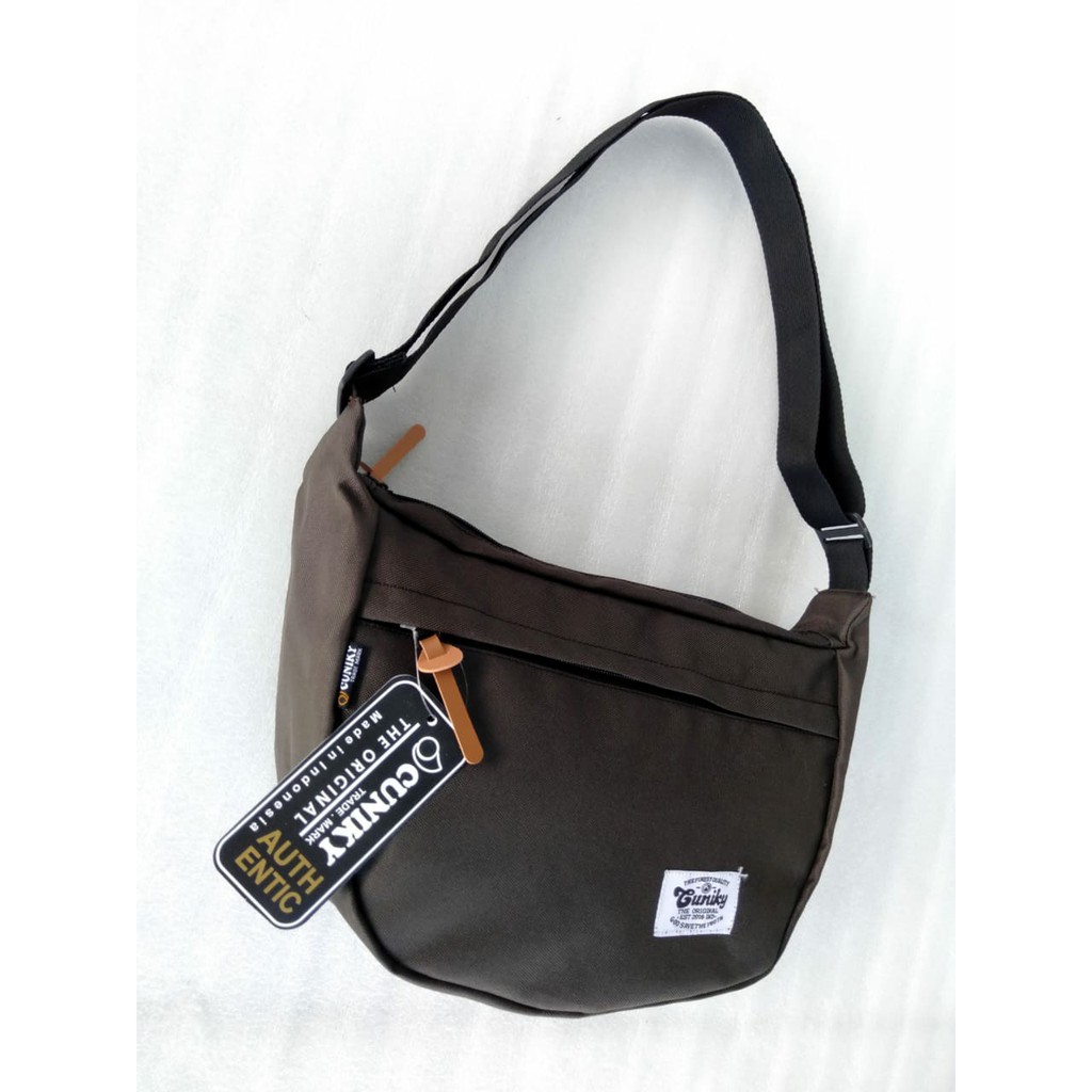 [ Best Seller ] Tas Perahu Tas Pria Selempang Sling Bag Sedang