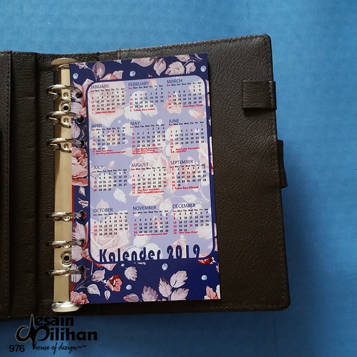 

Kalender 2025 tema bunga biru Binder Organizer (Bisa request tahun)
