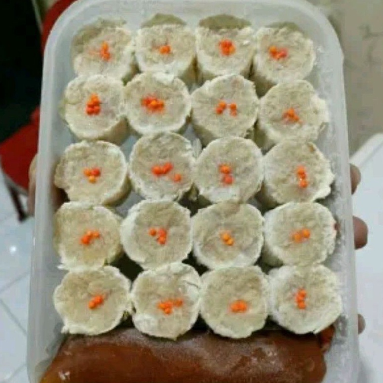 

Dimsum Siomay Ayam isi 20 pcs Frozen include Saos Dimsum