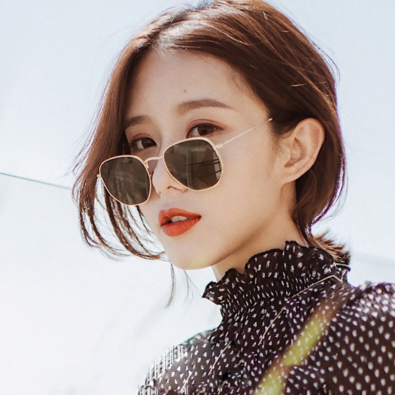 (YUZHU) Bayar di Tempat Korean Ulzzang Retro Square Besi Kacamata Hitam Wanita/Pria Sunglasses