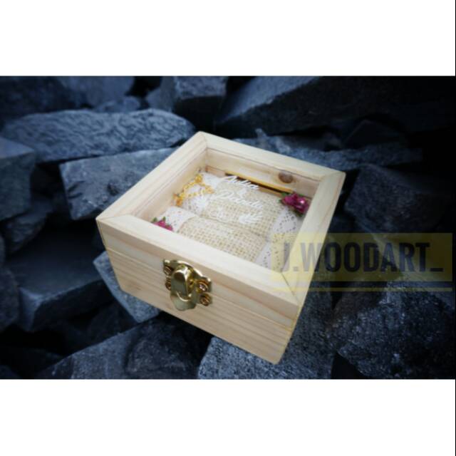 Box cincin kayu mix akrilik