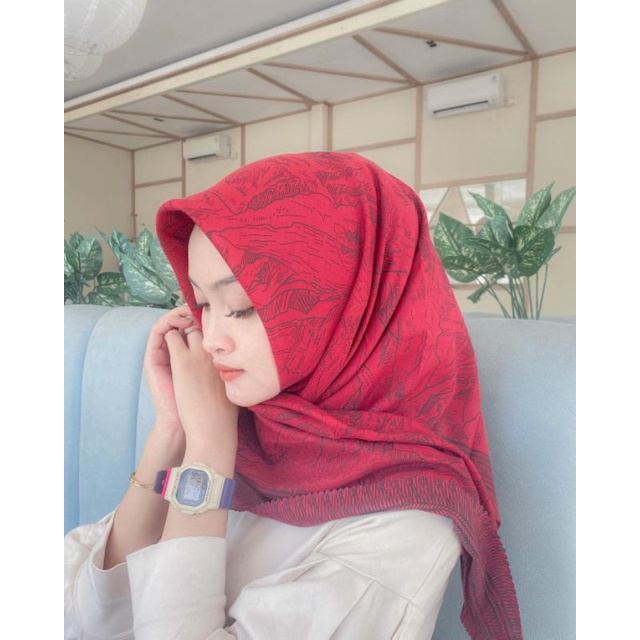 hijab segi empat voal motif 02 maroon