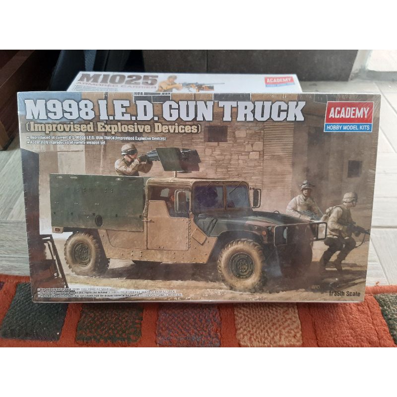 Academy Hobby Model Kits (M998 I.E.D. Gun Truck)