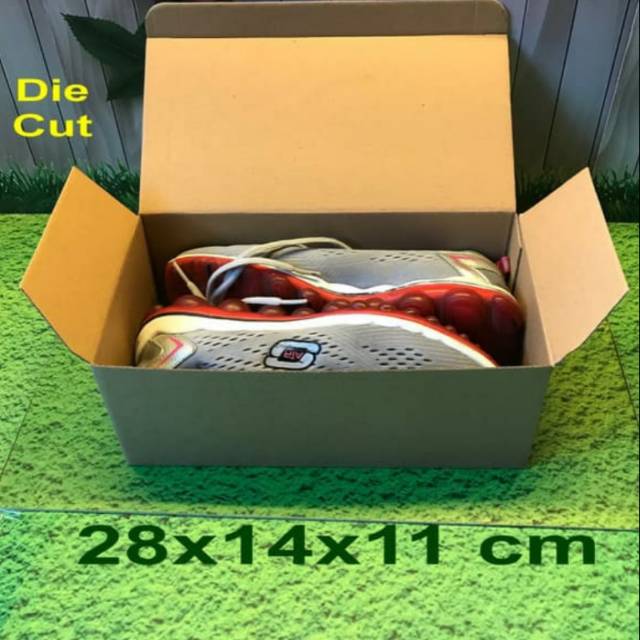 

kardus box sepatu ukuran 28x14x11