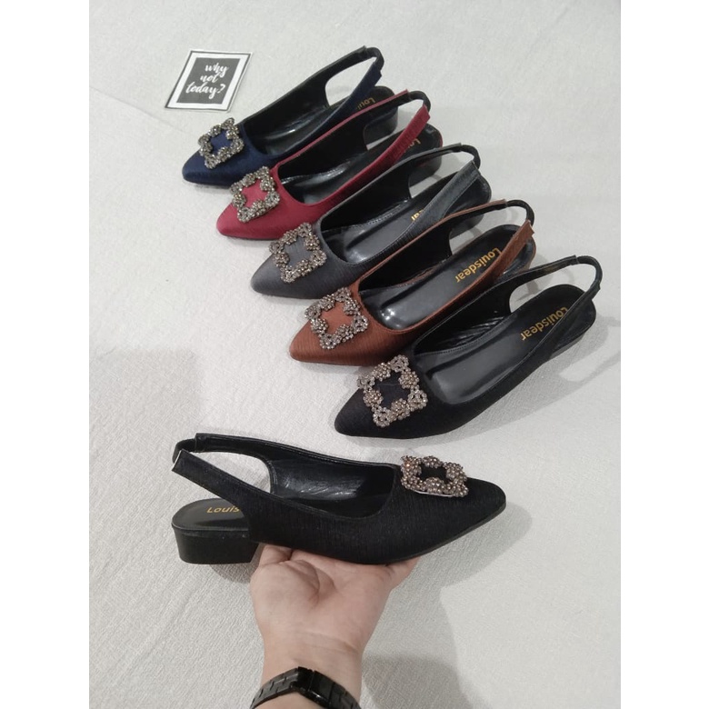 Medan - Sepatu Pansus wanita Bahan Satin 2 cm
