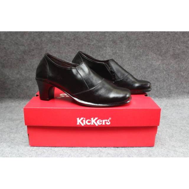 SEPATU PANTOFEL WANITA KICKERS KANTOR CEWEK HIGHHEEL TERMURAH TERLARIS