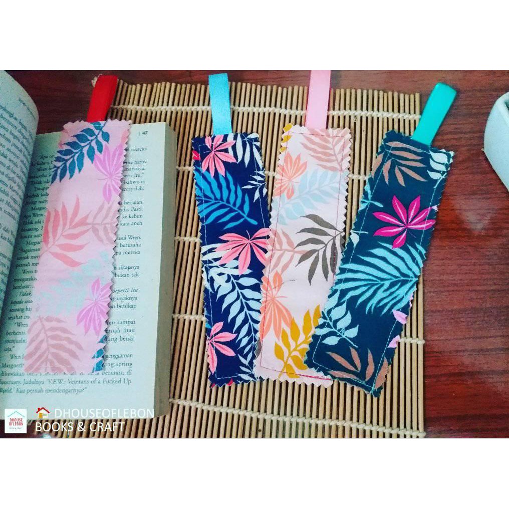 

FABRIC BOOKMARKS | PEMBATAS BUKU KAIN Motif Daun