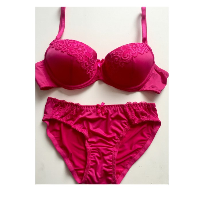 Bra & braset st yves Braset st yves 1907(brand lokal)
