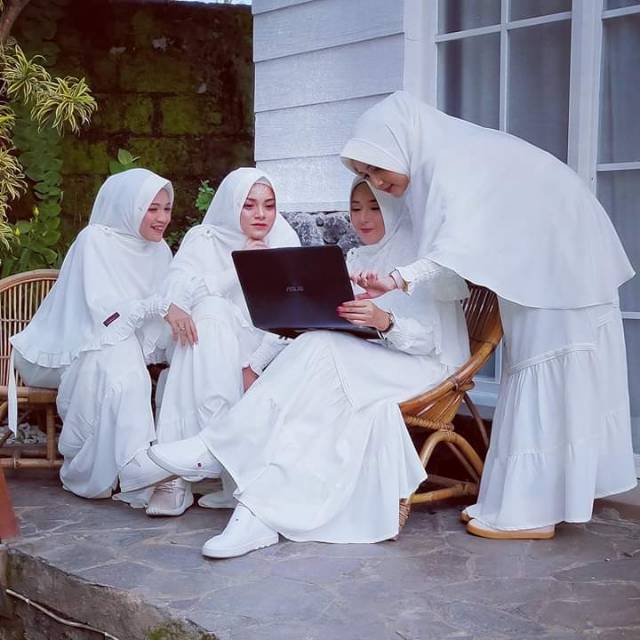 Gamis olivia by nazumi gamis