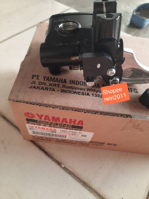 MASTER REM SET HANDLE REM R25 MT25 R 25 ASLI ORI YAMAHA 1WD F583T 02